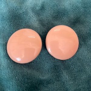 Vintage beige women’s clip on earings